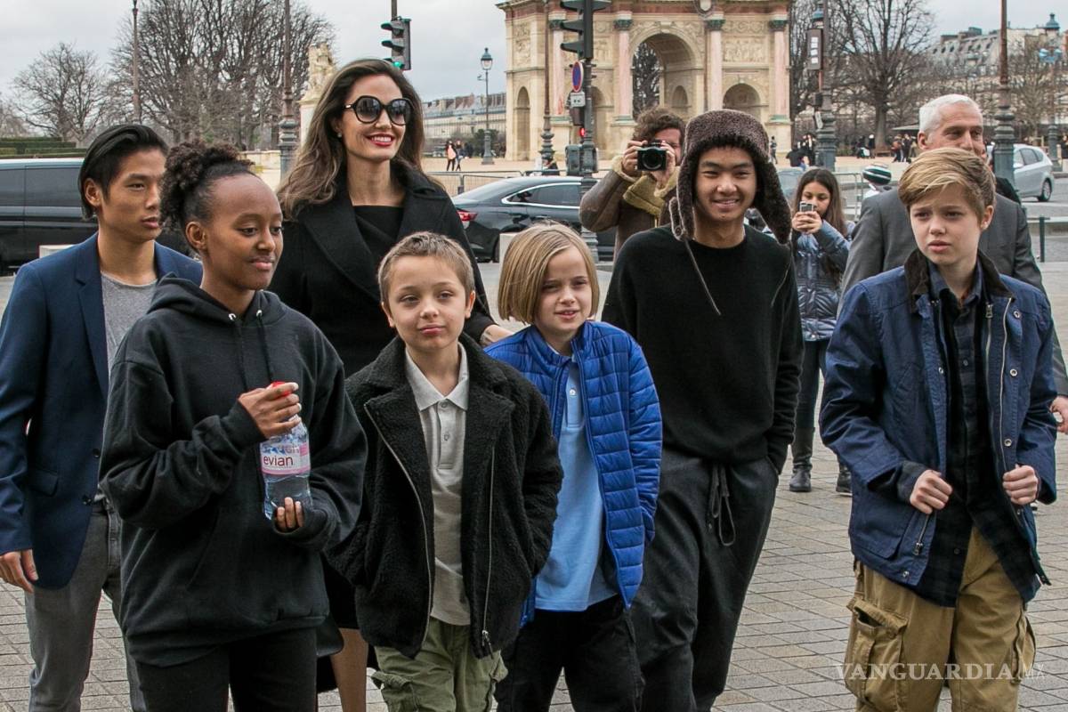 $!Asegura Angelina Jolie que tres de sus hijos querían testificar contra Brad Pitt