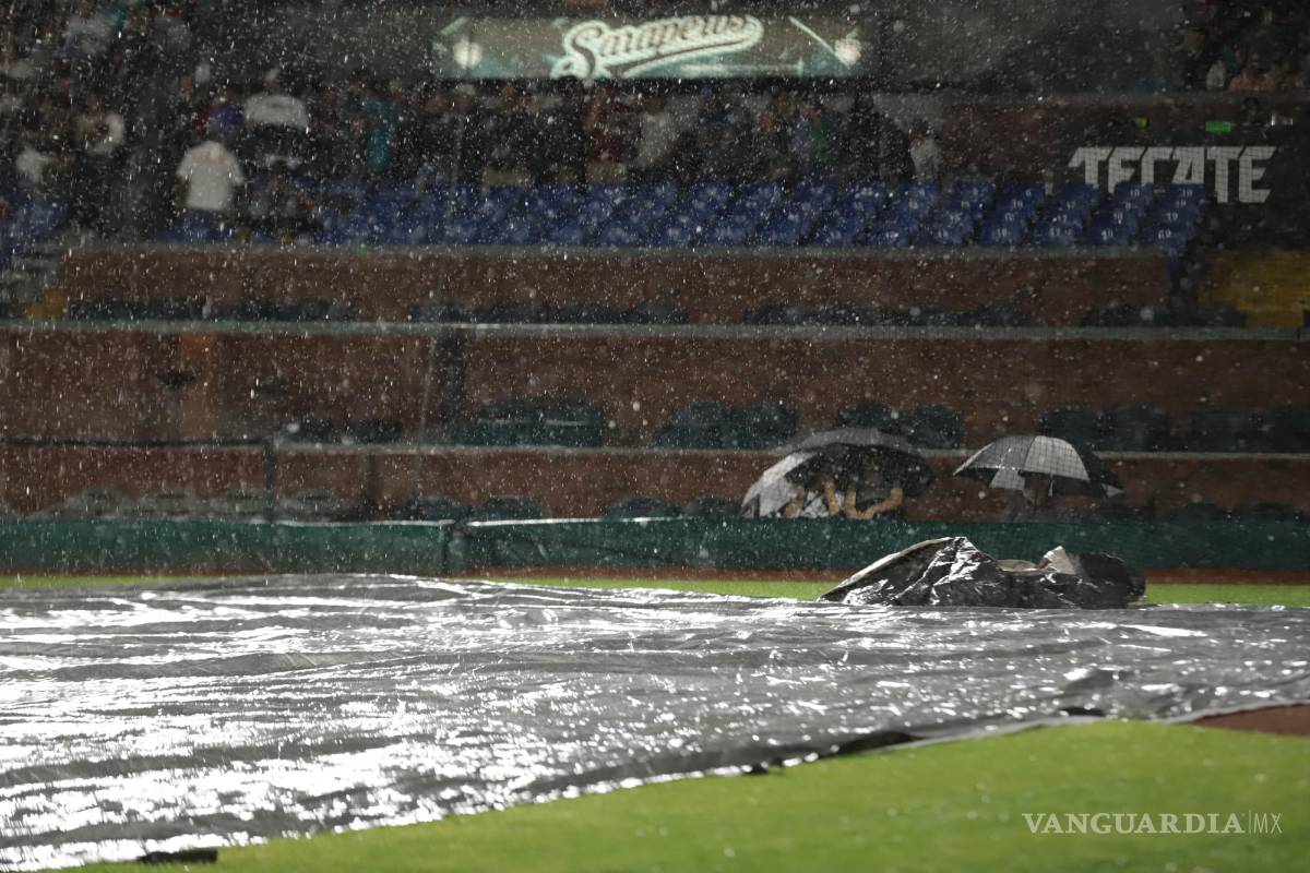 ¡Se cancela la serie! Saraperos y Diablos Rojos no disputan el tercer duelo por la lluvia en Saltillo