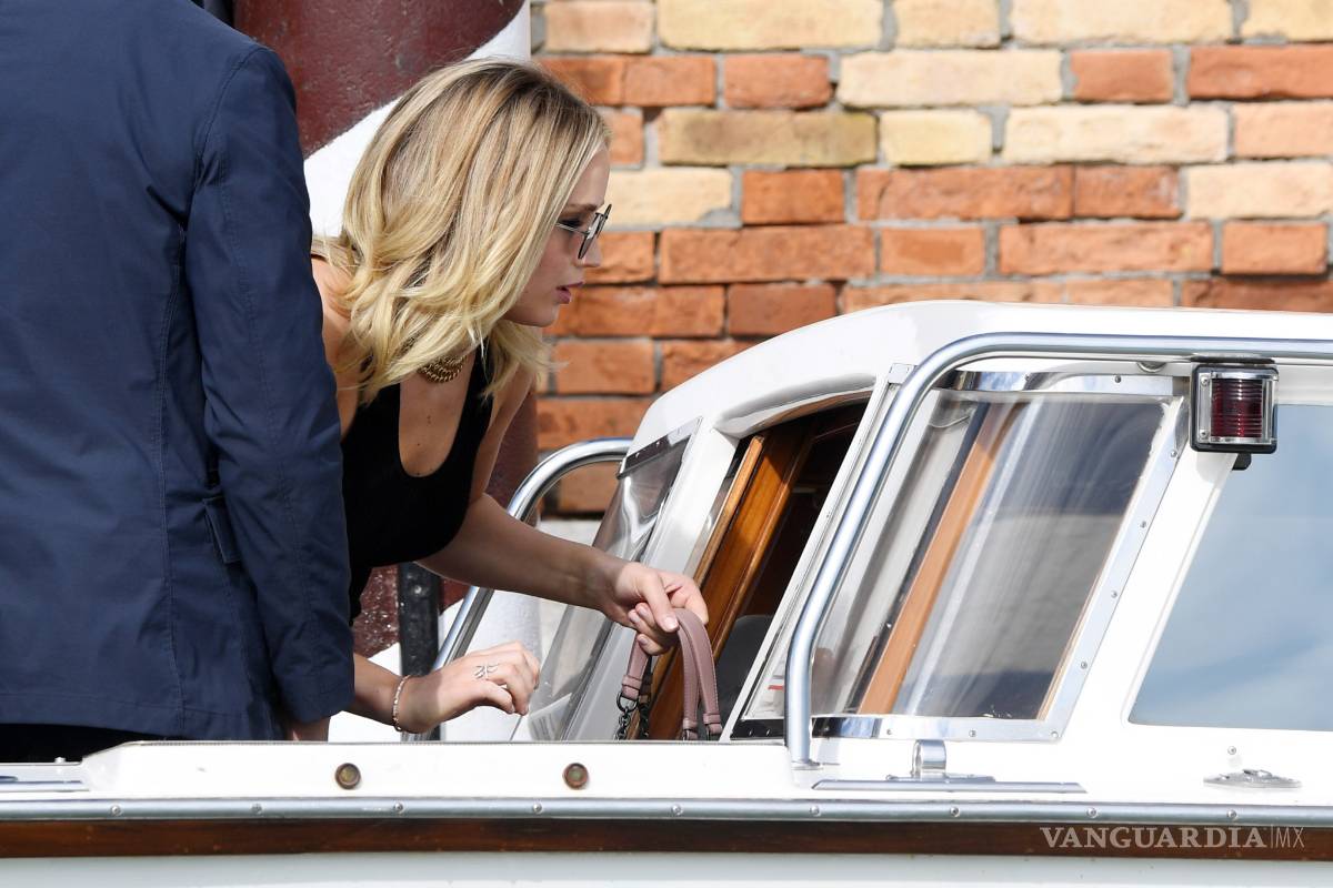 Javier Bardem y Jennifer Lawrence llegan a Venecia con polémica cinta