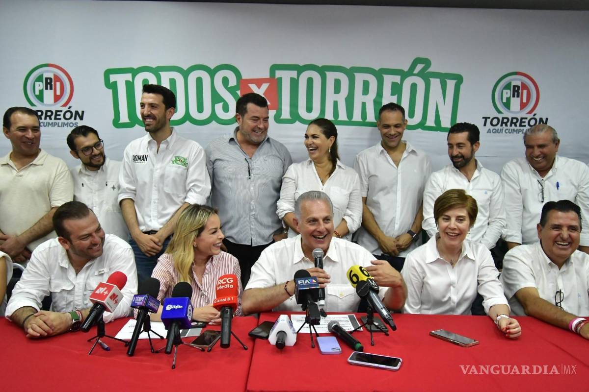 $!Eufórico, Román Cepeda dio a conocer la tendencia que lo pone arriba en el recuento.