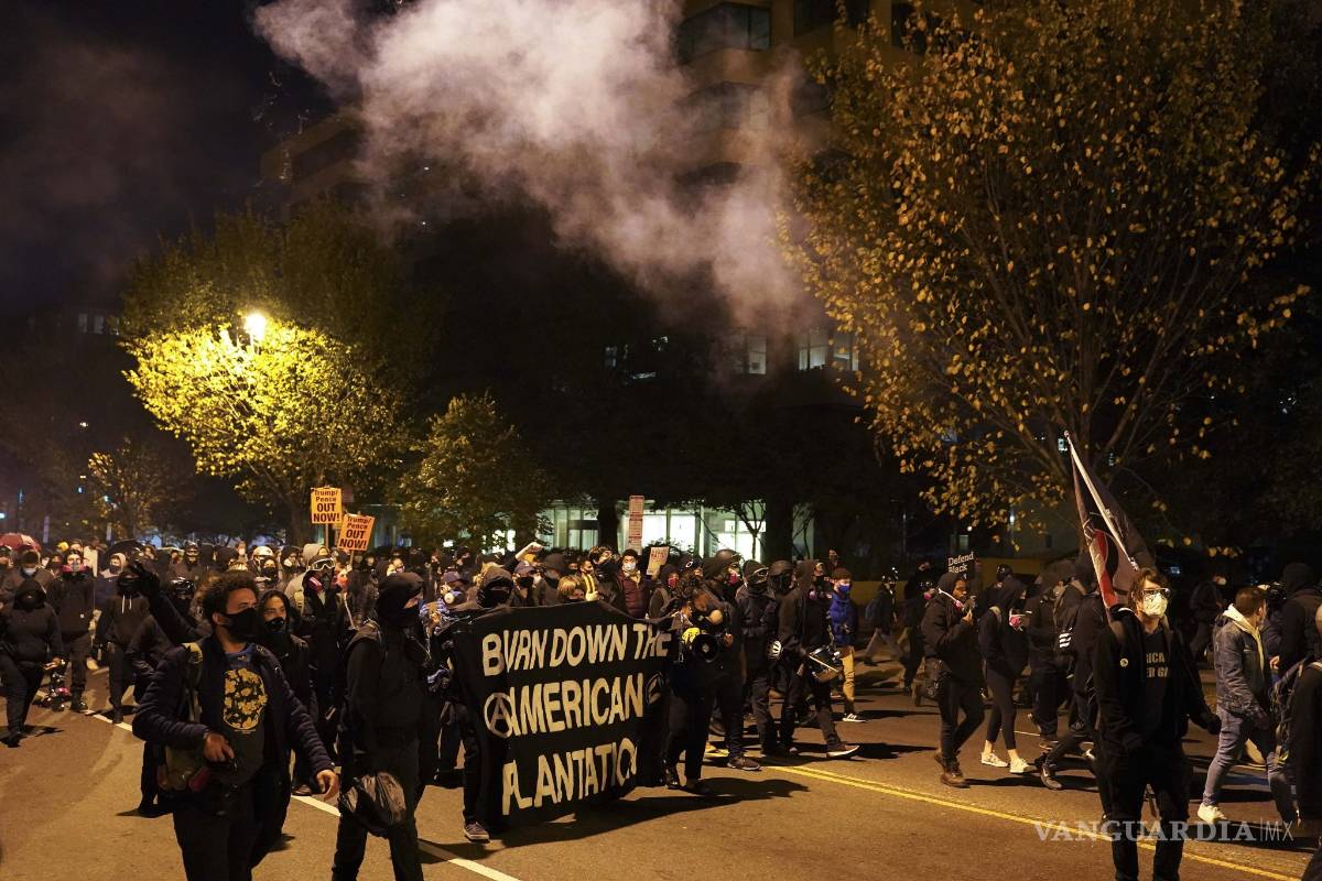 Protestas y disturbios frente a la Casa Blanca