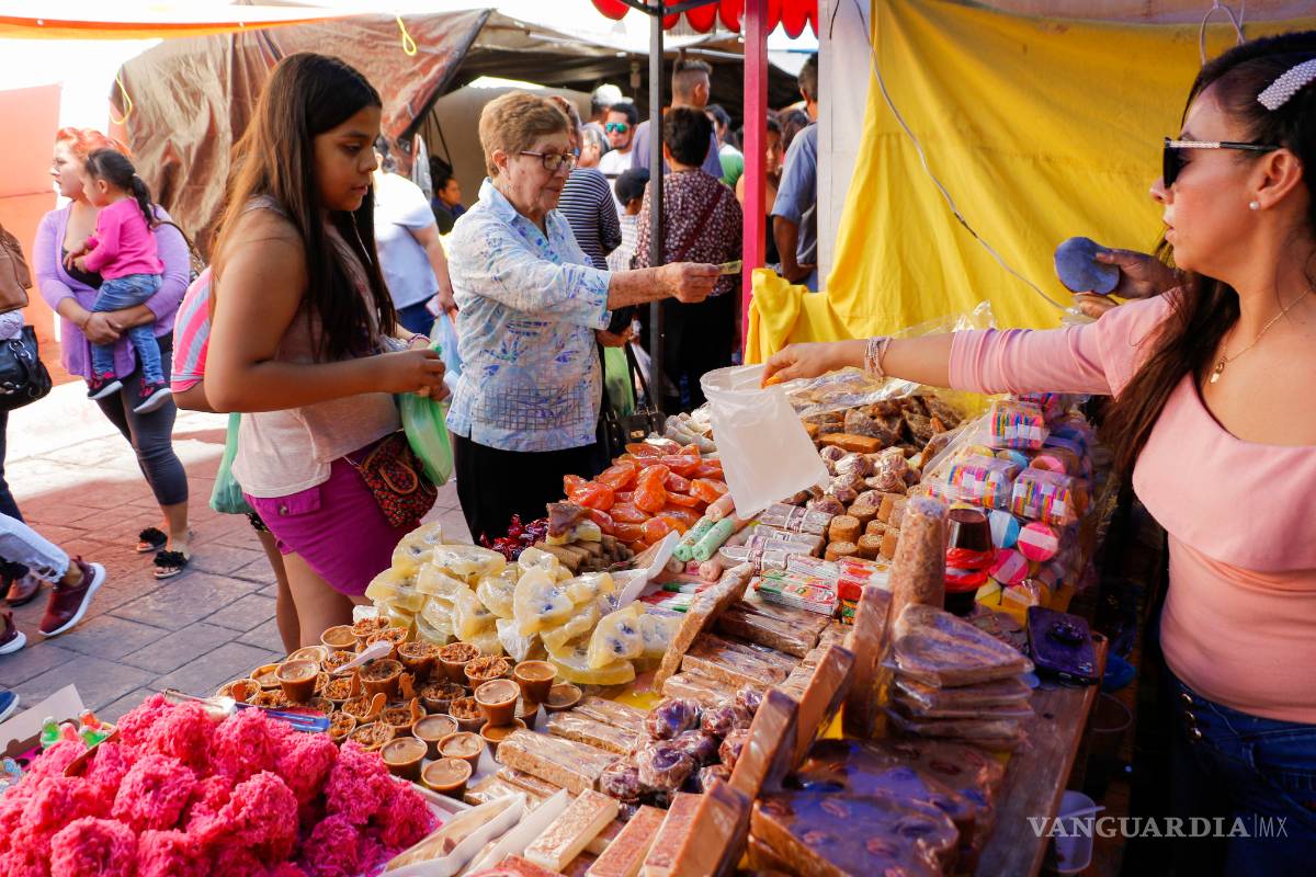 $!Resienten comerciantes de Saltillo pérdidas por 2 mdp por cancelación de fiesta patronal del Santo Cristo