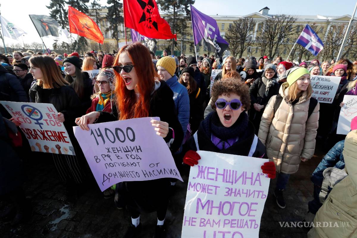 $!Mujeres de Indonesia, Rusia, Nairobi, España y Filipinas toman las calles por el Día de la Mujer