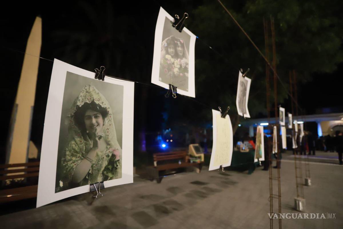 Exhibe Archivo de Saltillo postales antiguas: un viaje al amor de otra época