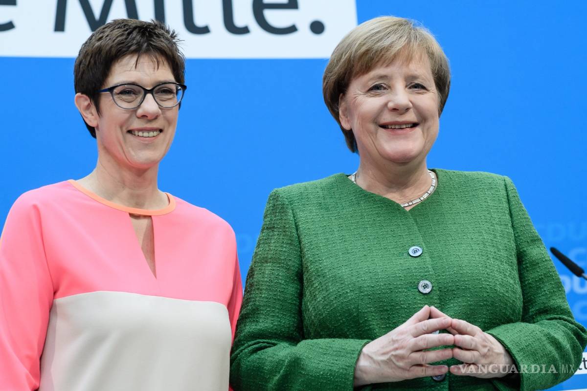 Merkel a Annegret Kramp-Karrembauer como nueva secretaria general de la CDU