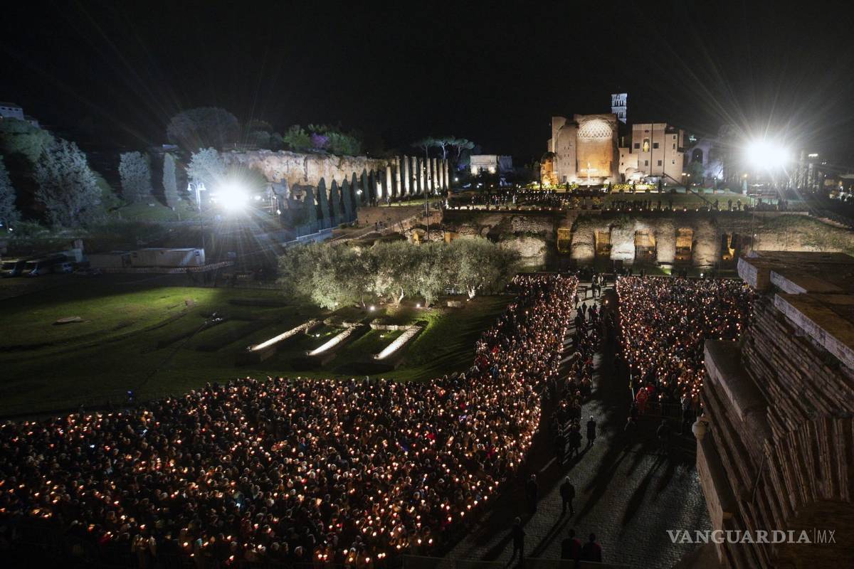 Estas son las 43 imágenes de las representaciones del Viernes Santo que atraparon la atención en el mundo (fotos)
