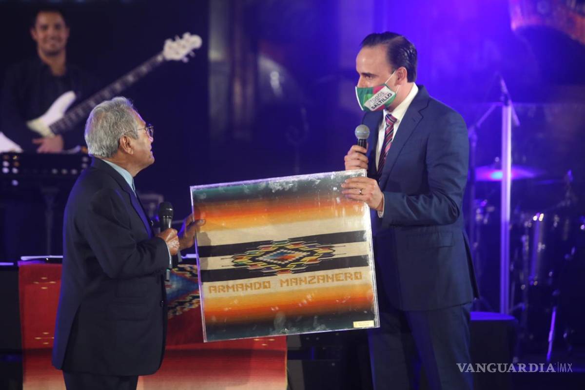 Prensa internacional destaca entrega del Premio Estrella del Siglo a Armando Manzanero en Saltillo