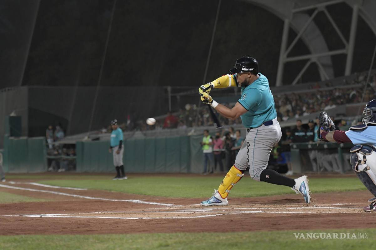 $!José Fernández aportó importantes jugadas para su novena.