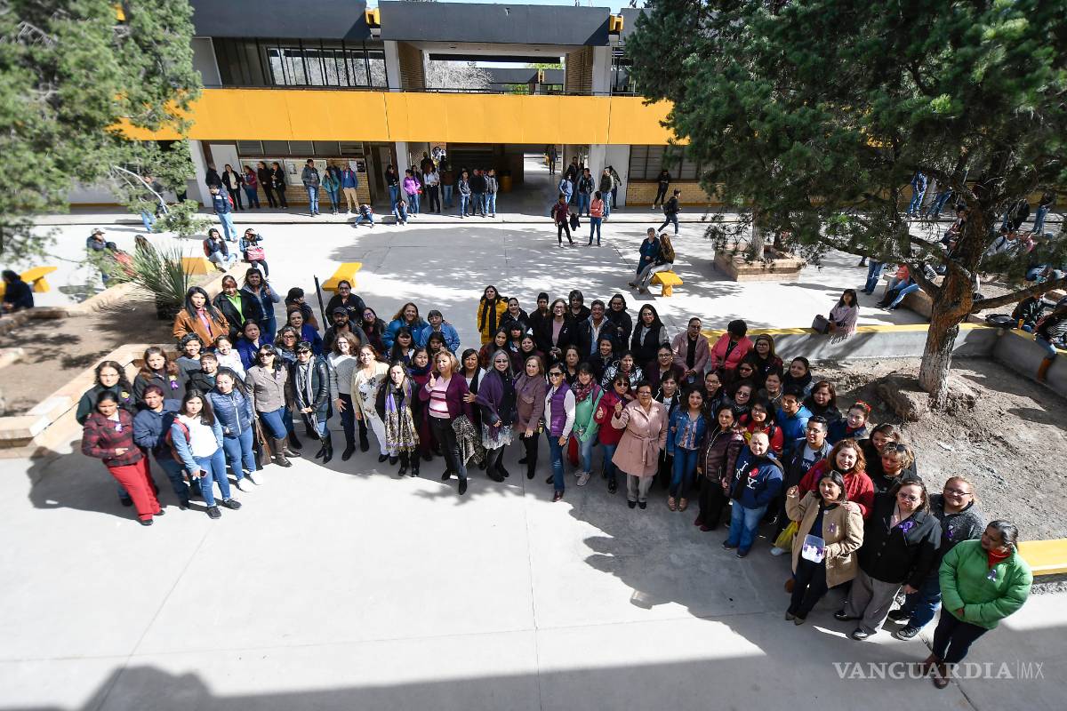 $!Ante violencia de género, mujeres de la UAAAN se suman al paro del 9 de marzo