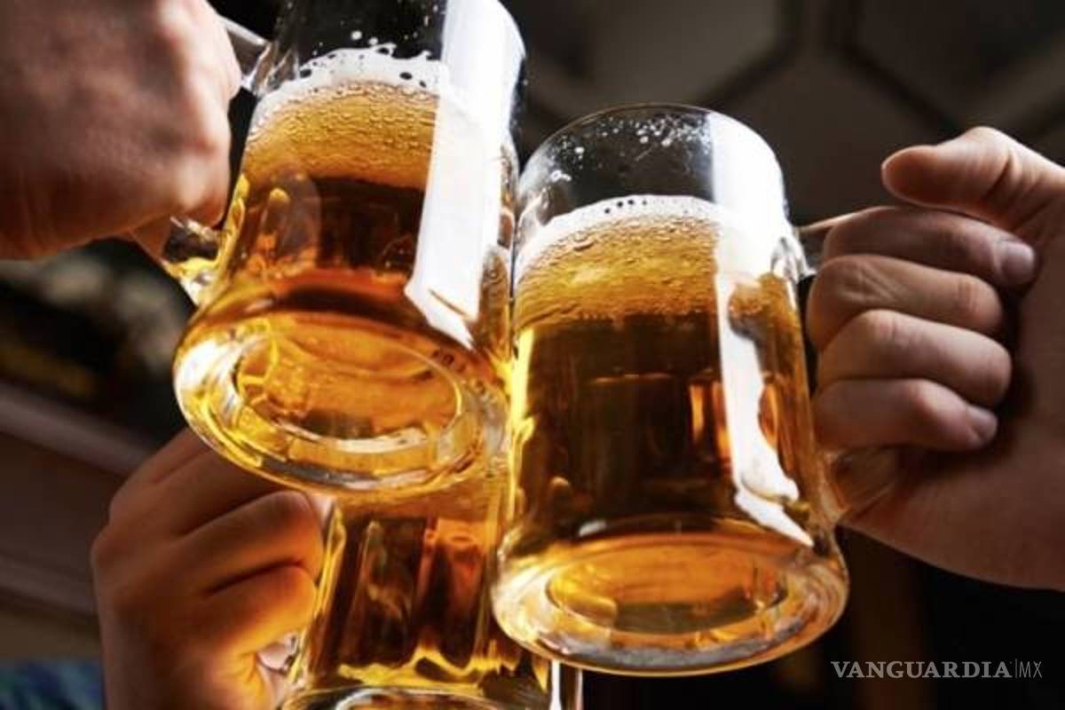 Cerveza ya se distribuye a 90%; producción, en 80%