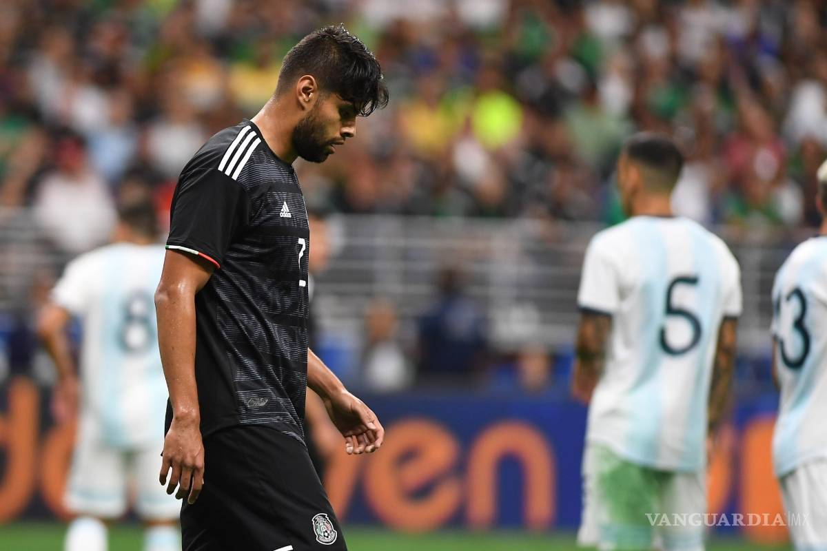 Néstor Araujo, dos o tres semanas de baja