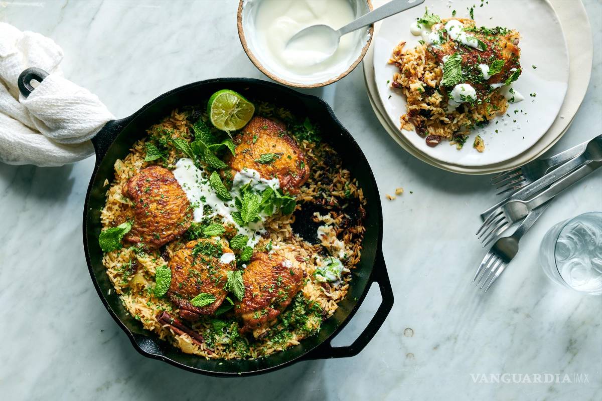 Deliciosa y sencilla receta de pollo a la sartén con comino, pimentón y menta