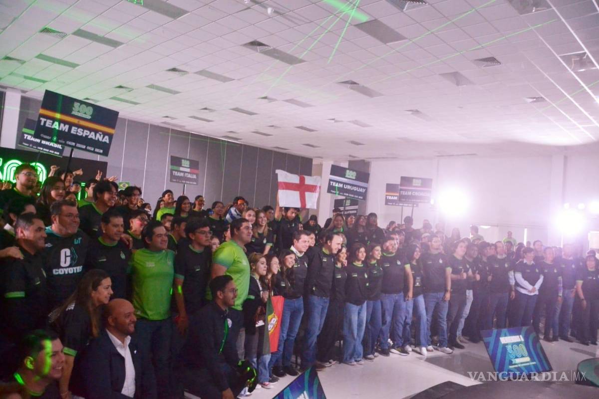 $!Jiménez Salinas recordó sus inicios en el activismo estudiantil y la importancia de asumir retos tempranos para forjar carácter y disciplina.