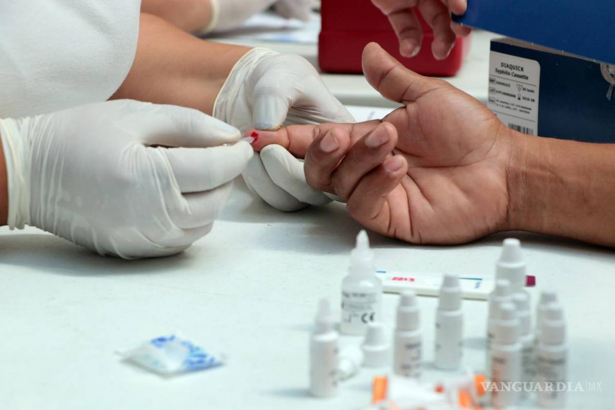 Detectan gratis VIH, Hepatitis y Sífilis en centros comerciales de Acuña