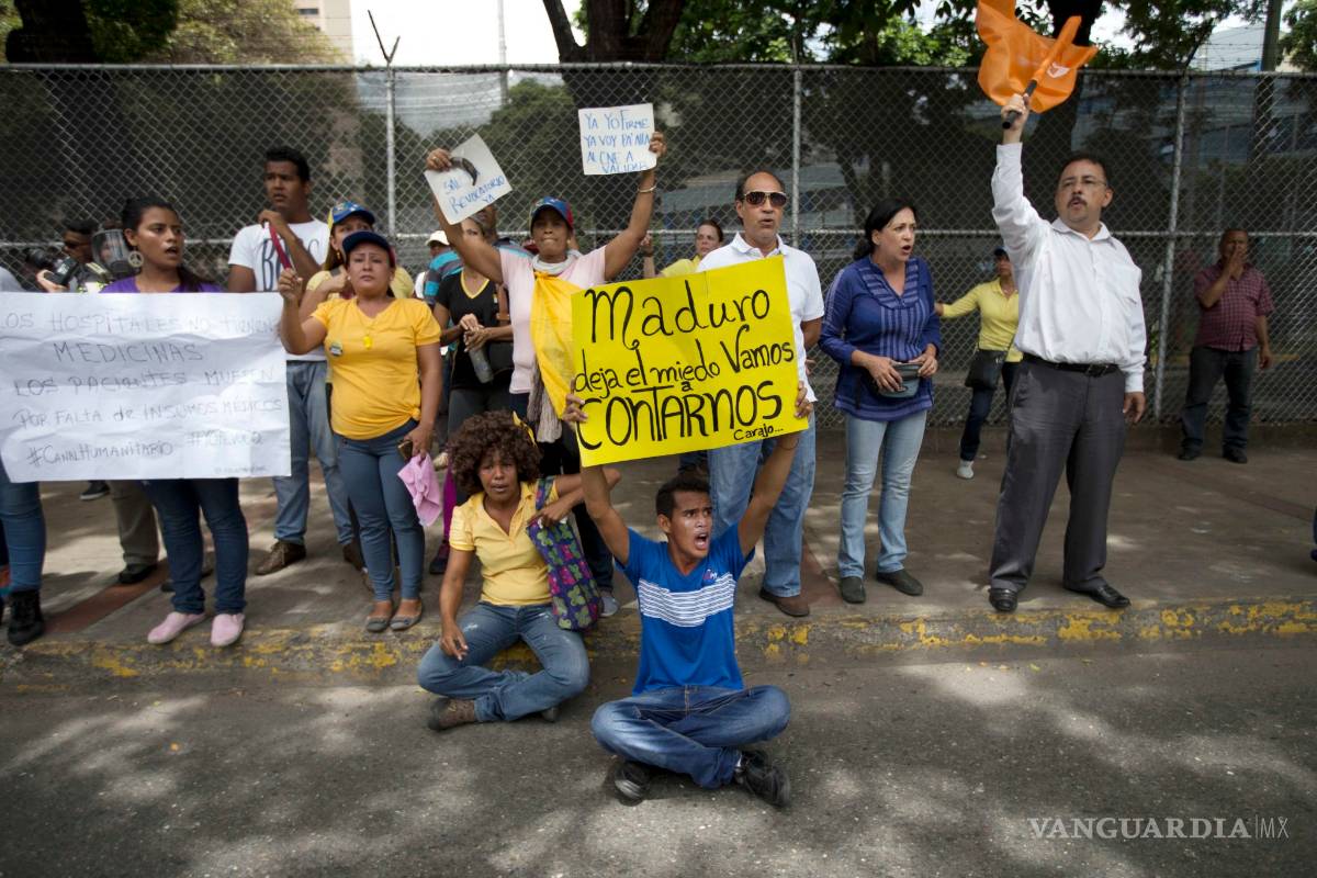$!Fuerzas de seguridad reprimen marcha opositora en Venezuela