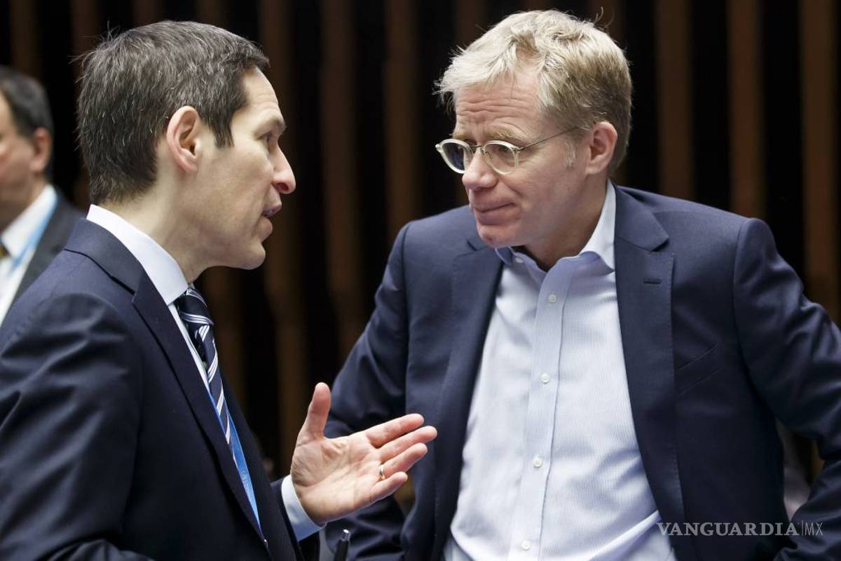 Aconsejan en EU usar condón a mujeres embarazadas o edad reproductiva por zika