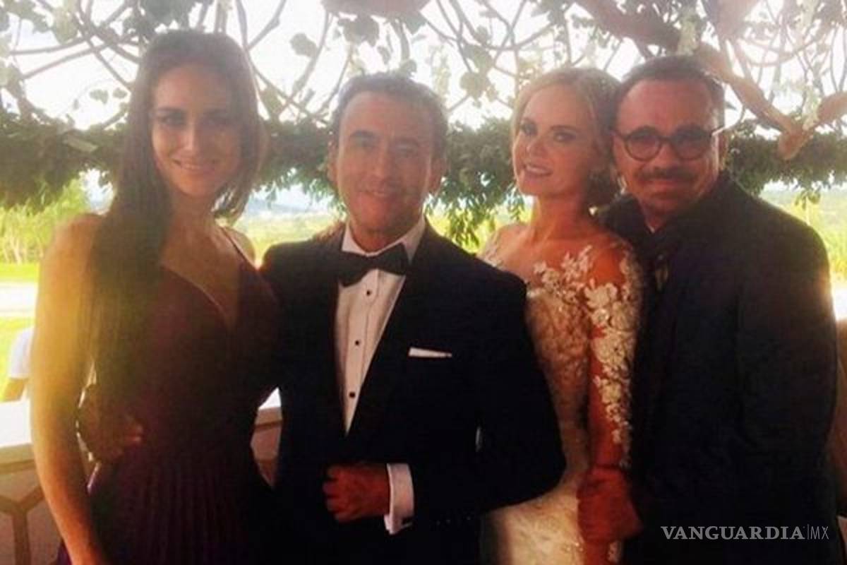 Adal Ramones se casó con Karla de la Mora