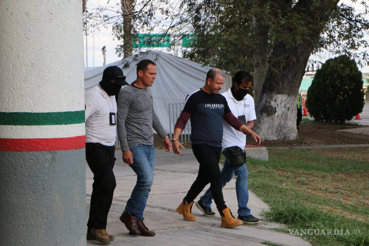 Se amotinan migrantes cubanos detenidos en Piedras Negras; reportan daños