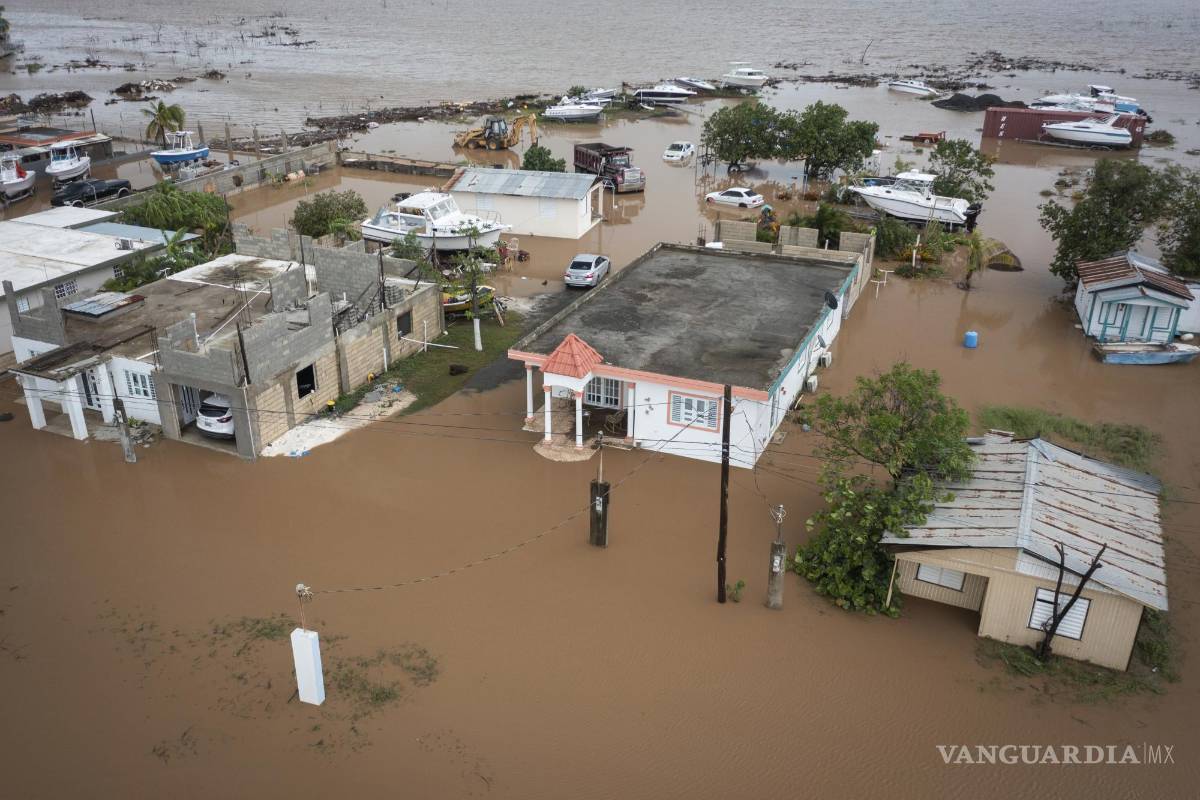 Huracán Fiona se dirige a las Bermudas como una poderos tormenta de categoría 4