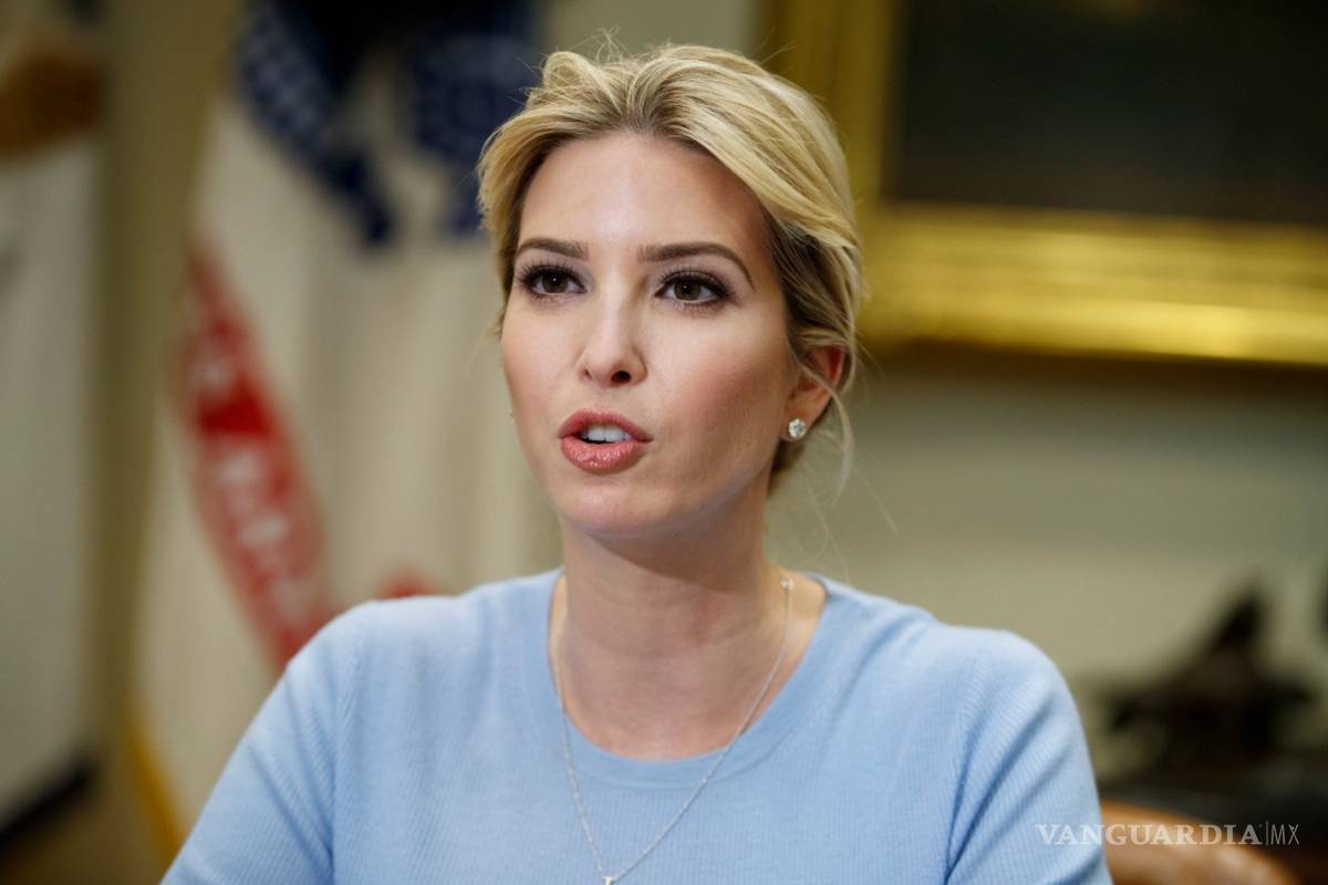 Le llueven criticas a Ivanka Trump por tuit sobre comer helado en el Memorial Day