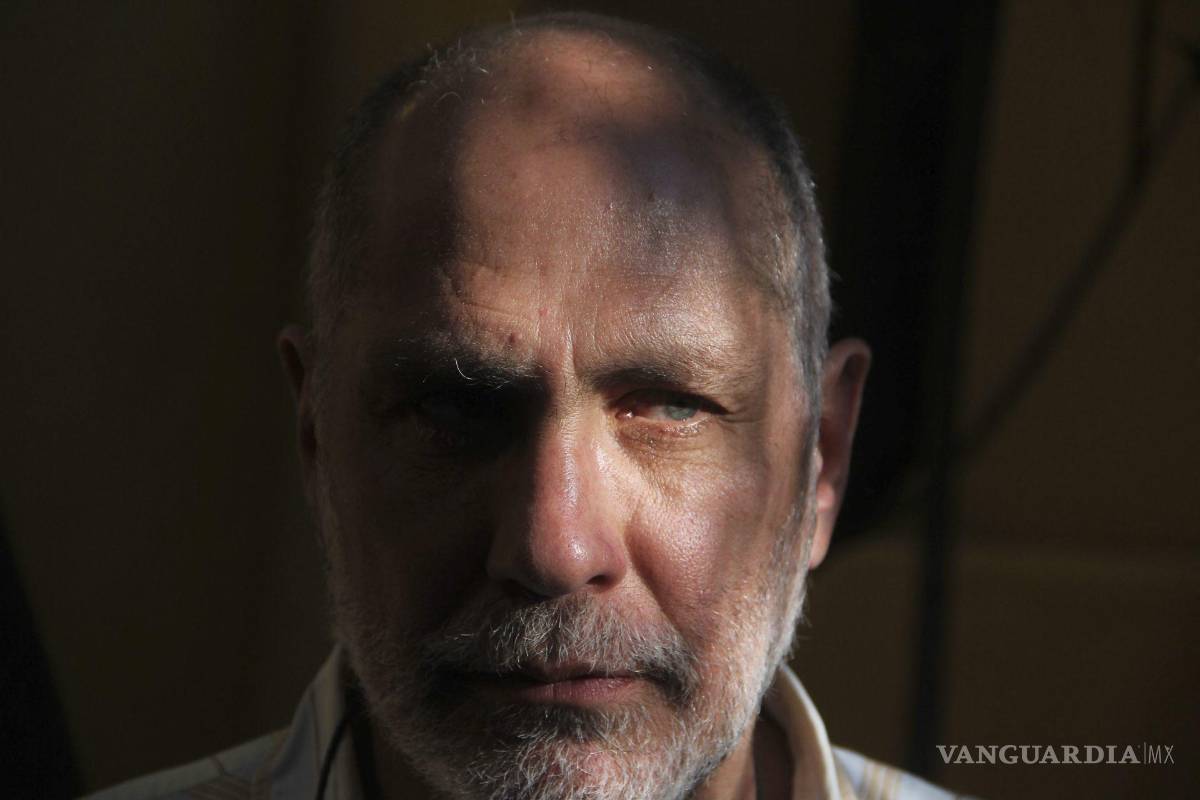 Guillermo Arriaga está convencido que la lengua es último bastión de resistencia para migrantes