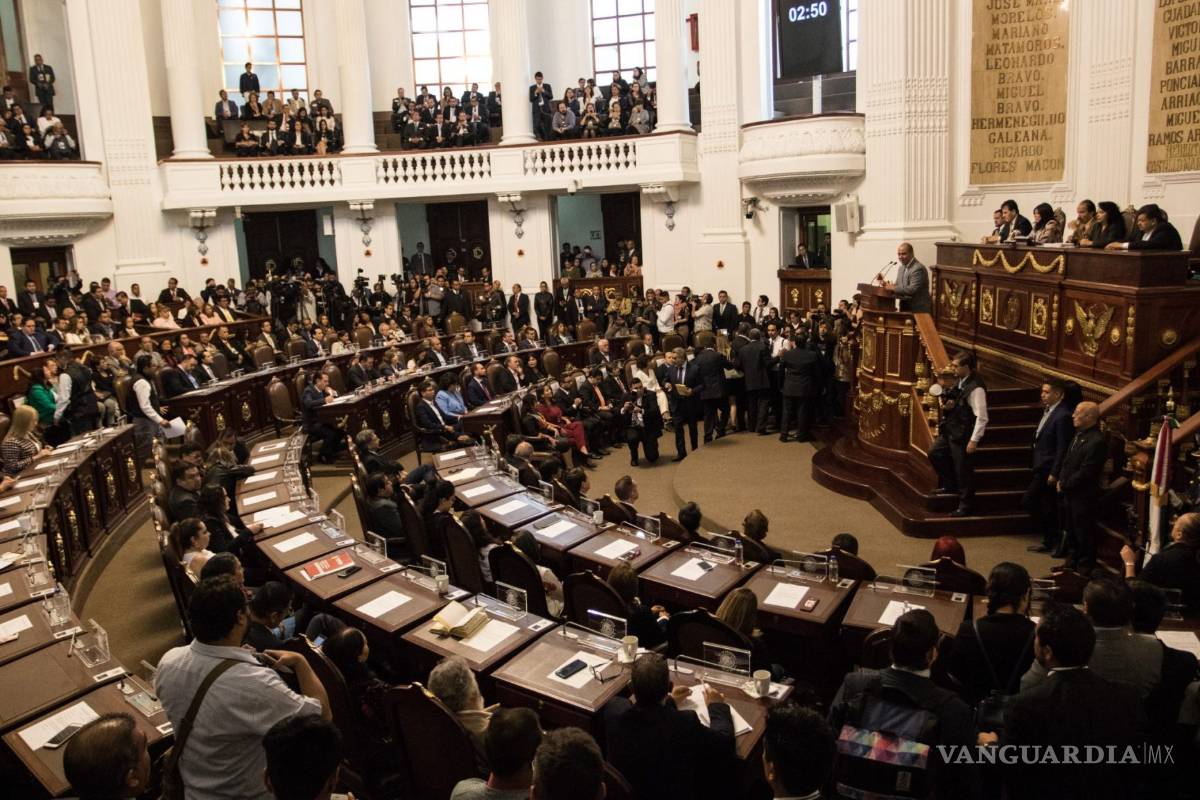 Morena va por descuento a diputados impuntuales en Congreso de CDMX