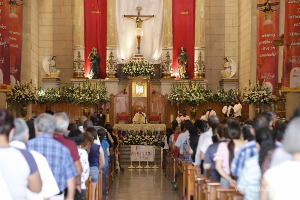 Monaguillos, una tradición litúrgica que no pasa de moda en Saltillo