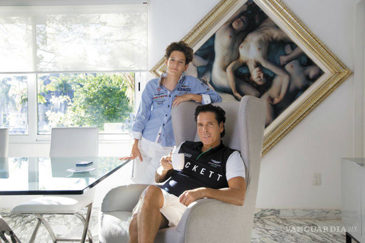 "Quiero tener nietos guapos, cuida mucho tu raza, no te mezcles", le dice Roberto Palazuelos a su hijo