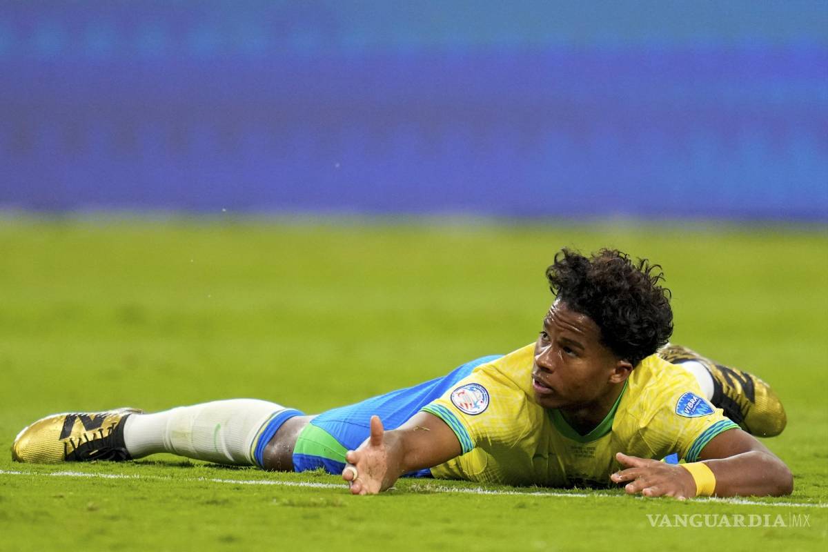 $!Endrick, a sus 17 años, fue titular con Brasil en el duelo de la Copa América ante Uruguay.