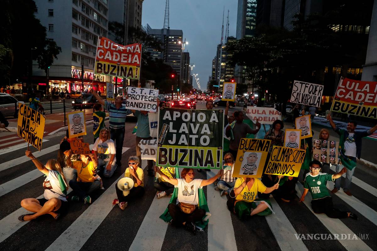 Aplazan sentencia a Lula, Tribunal analiza amparo