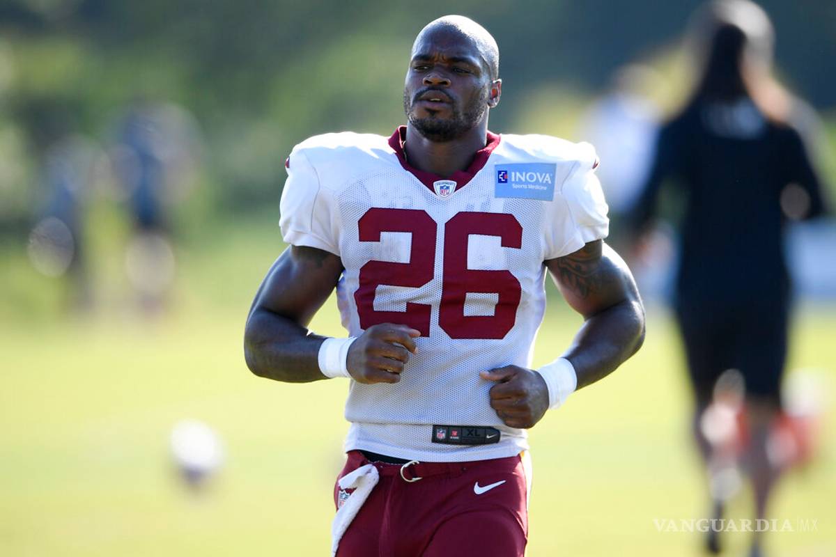 Adrian Peterson es el nuevo corredor de los Lions de Detroit