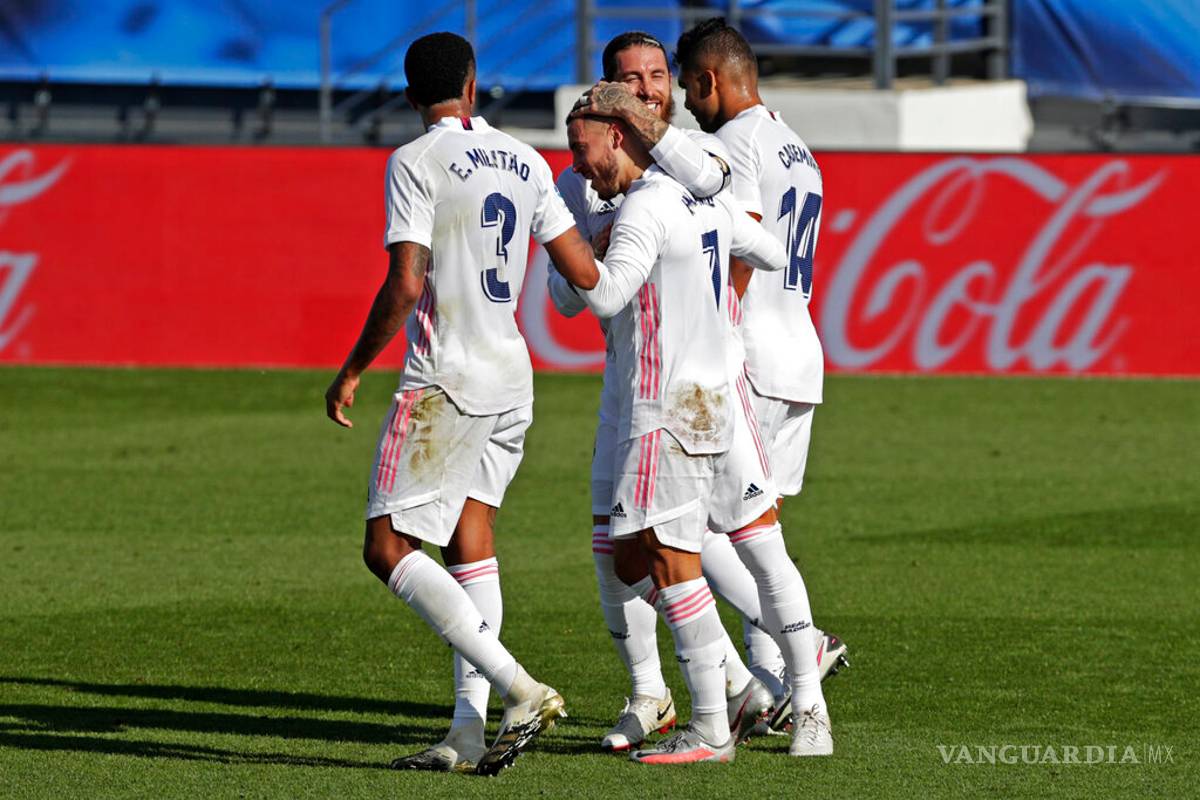 Real Madrid golea al Huesca en el regreso de Hazard