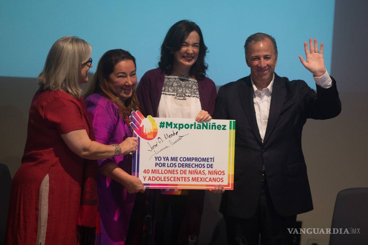 Suscribe Meade nueve compromisos por derechos de los niños y adolescentes