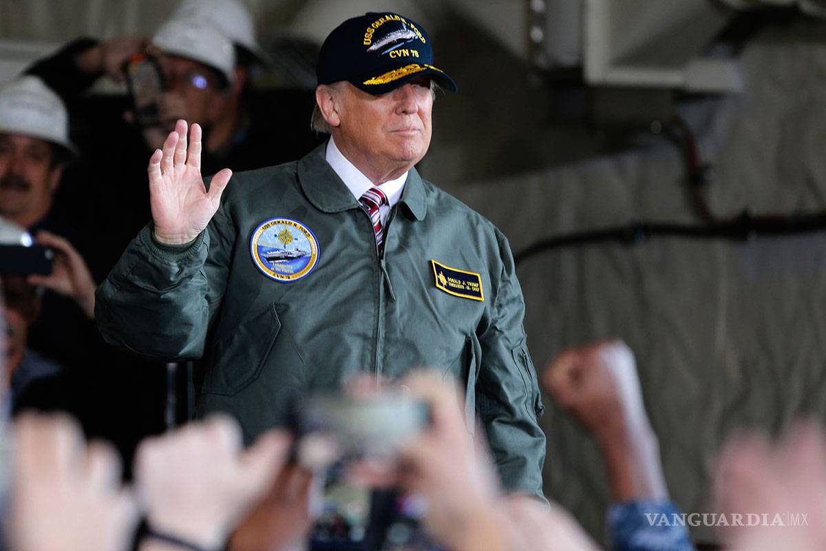 Trump promete más armas a los militares de EU... para prevenir guerras