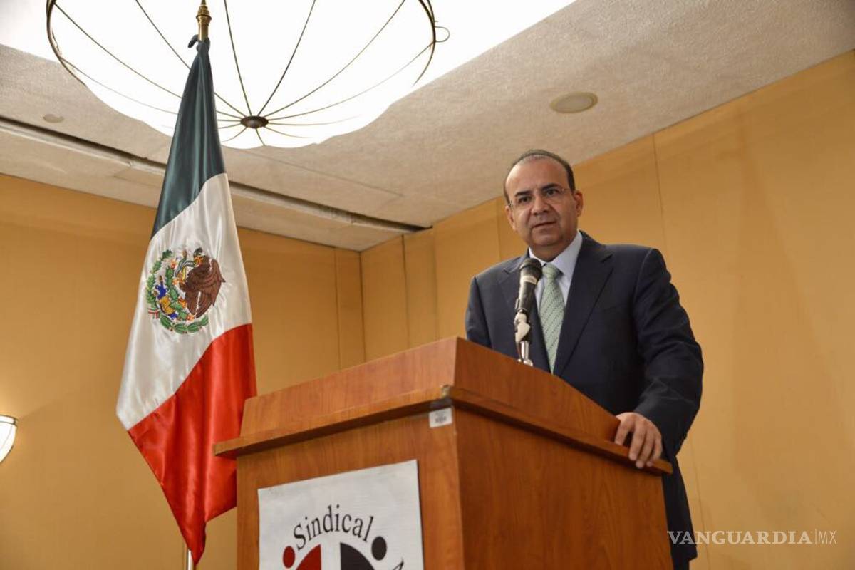 Recuperación del salario, pendiente del gobierno: Navarrete