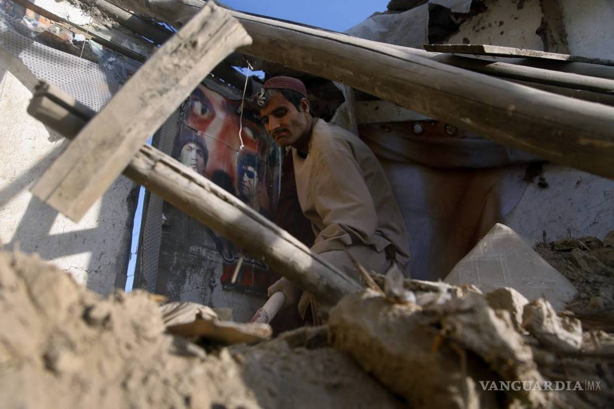 Más de 200 muertos y graves daños tras el terremoto en el Hindukush