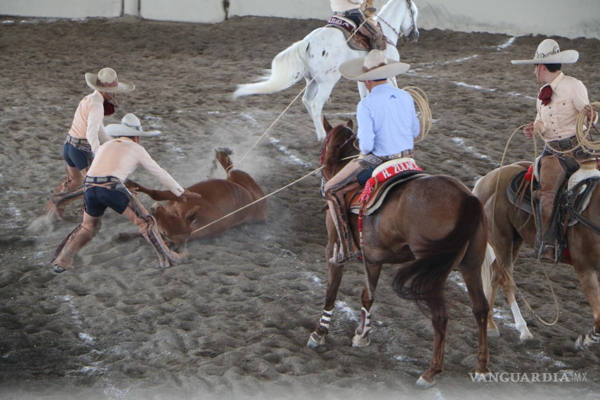 $!Equipos de Coahuila y visitantes del sur de Texas participaron en una jornada dedicada a la tradición charra.