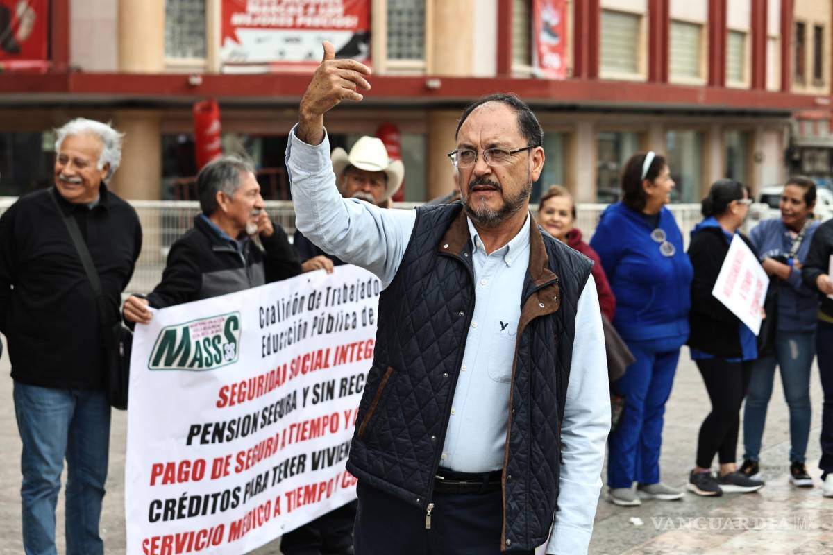 $!El maestro Gustavo García informó que el Gobierno Estatal se comprometió a dar solución en un plazo no mayor a 19 días.