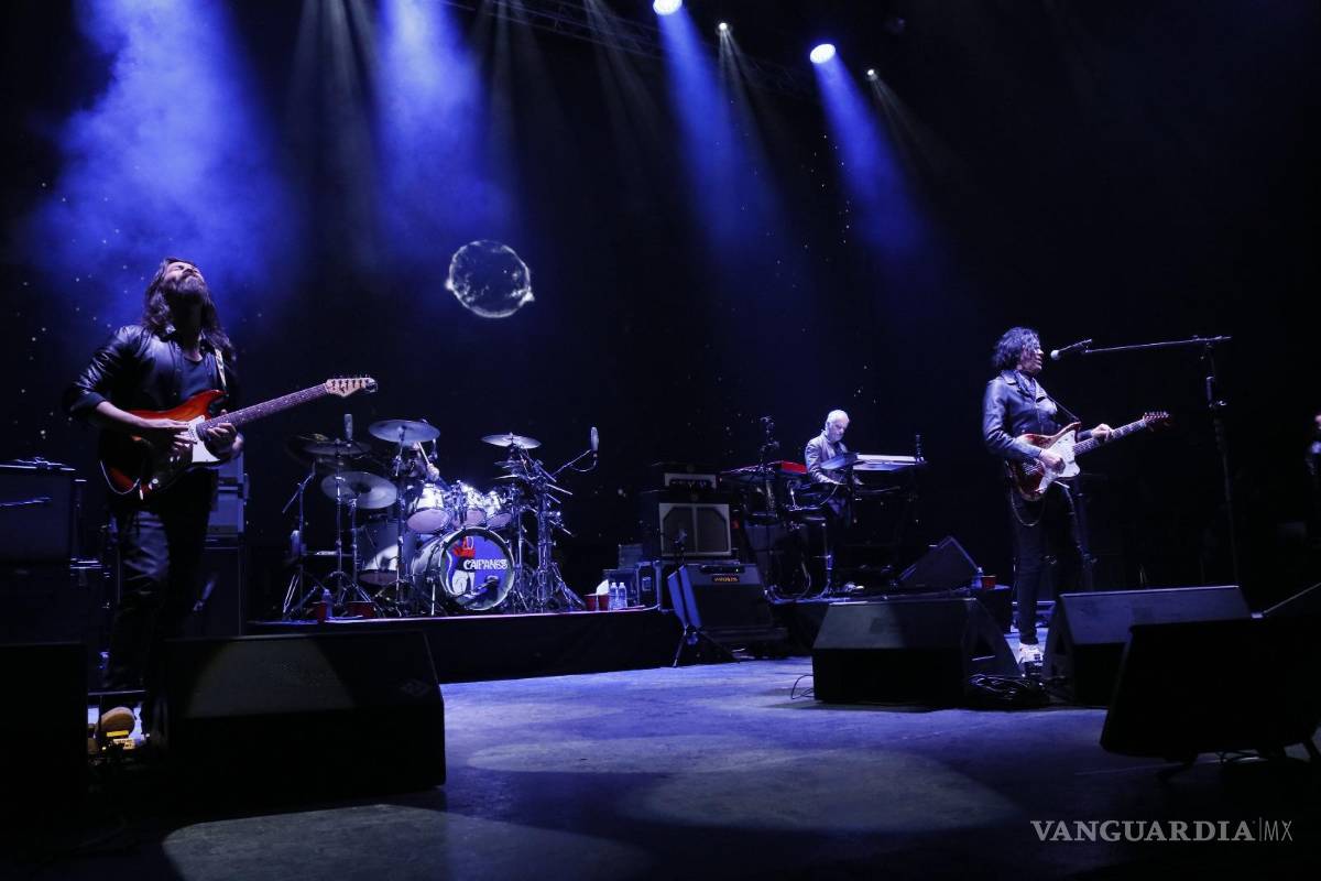 $!Caifanes agradeció la presencia de los saltillenses, a pesar de las inclemencias del tiempo.