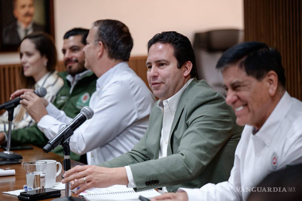 $!Durante la instalación del consejo, se informó que los bomberos de Saltillo han atendido más de mil 200 incendios en lo que va del año, una cifra que refleja un comportamiento atípico en emergencias.