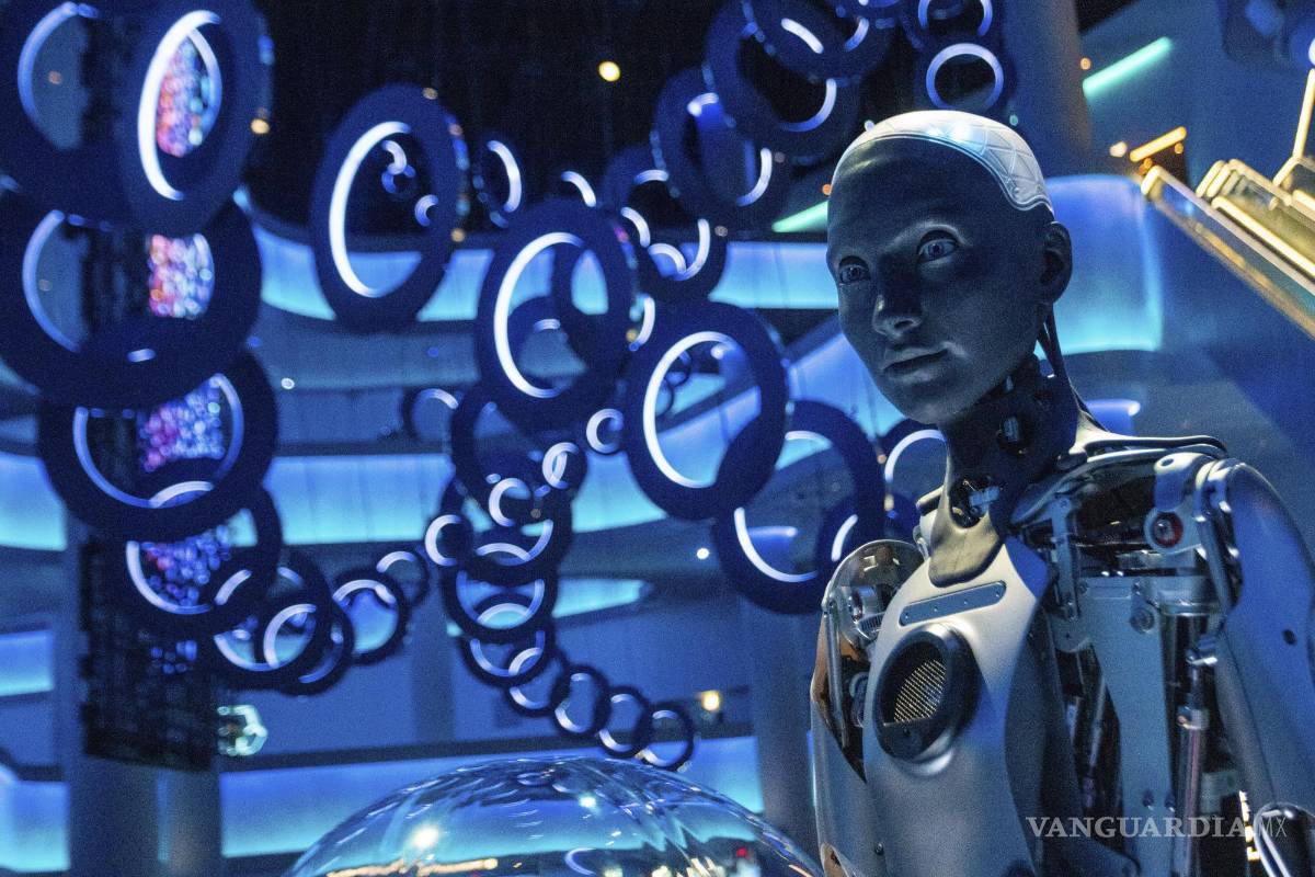 $!Un robot dentro del foro Sphere el 28 de septiembre de 2023 en Las Vegas. U2 inauguró el foro con el primer concierto de su residencia “UV Achtung Baby”.