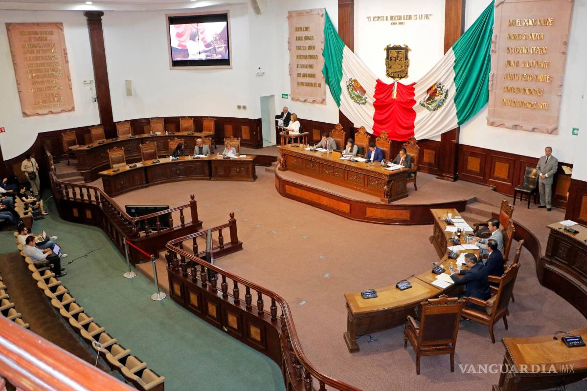 ‘Sueldos de diputados no corresponden a su productividad’