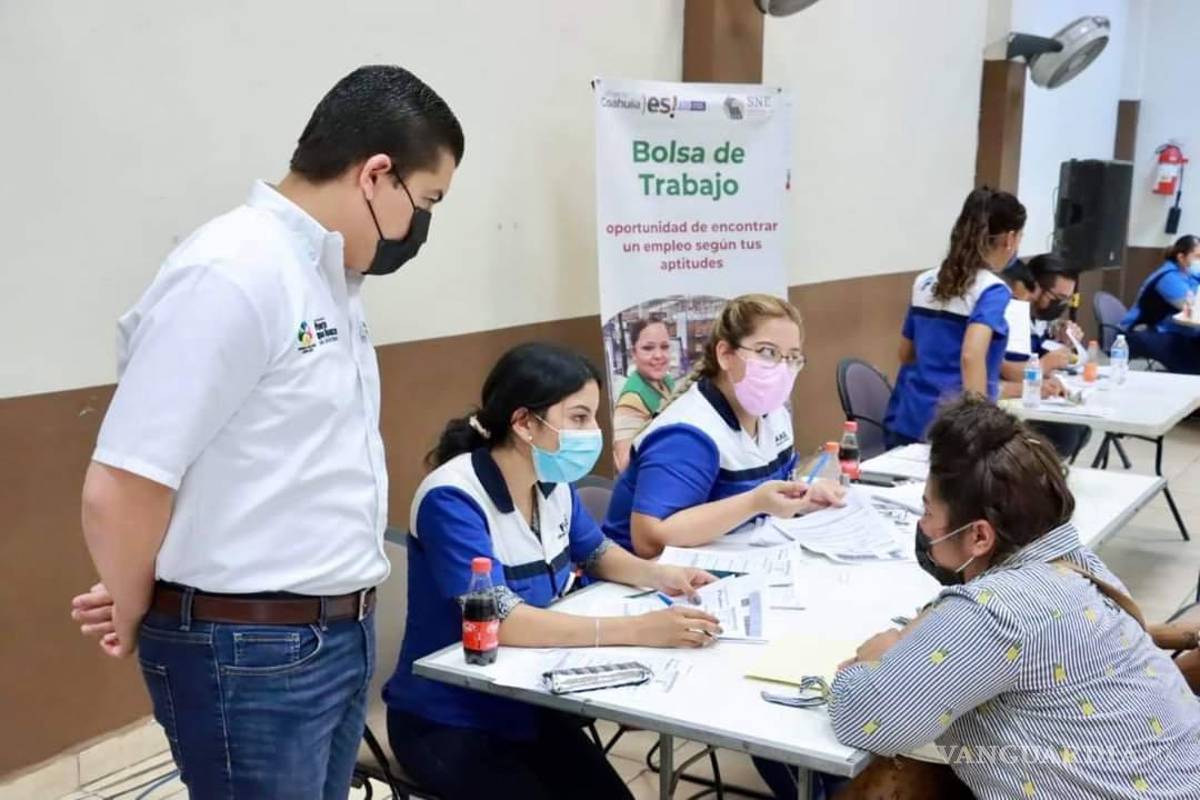 Presidente municipal de San Juan de Sabinas destaca éxito de jornada de empleo en Nueva Rosita