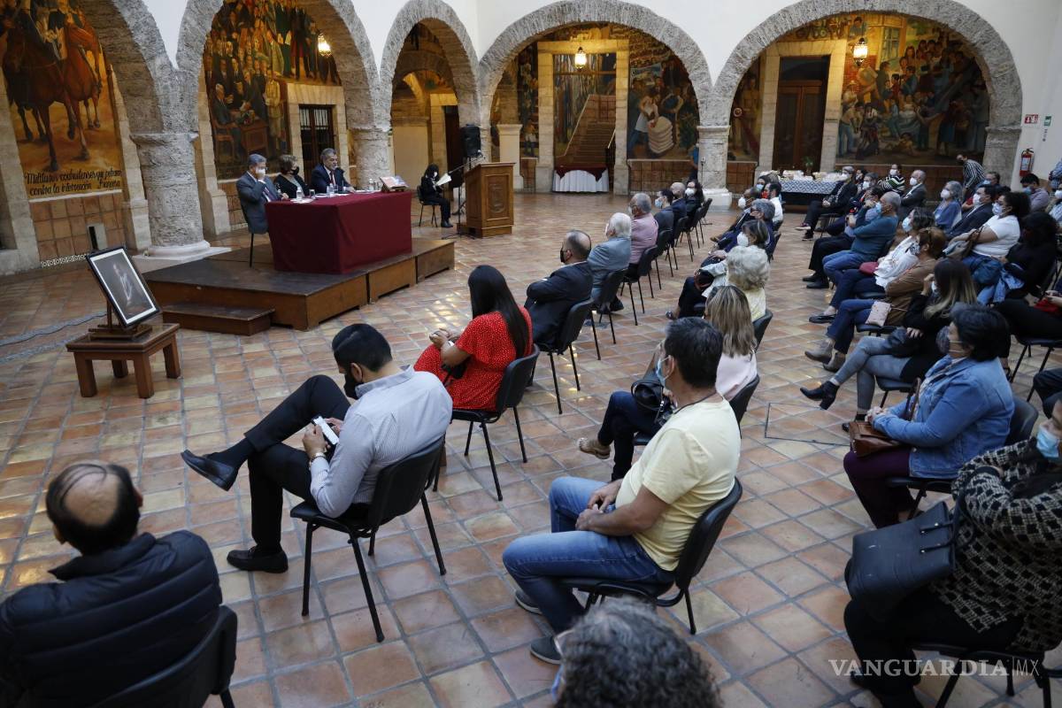 Desde su obra rememoran al historiador Javier Villarreal Lozano