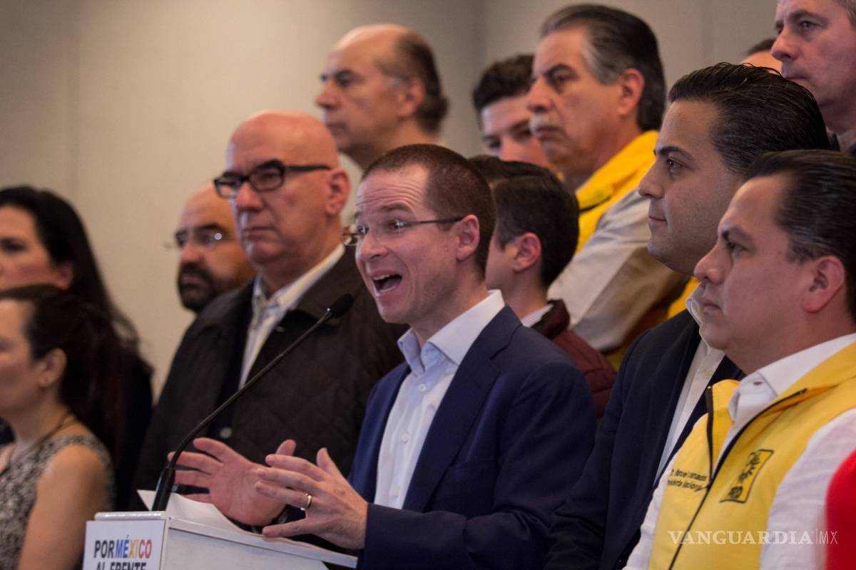 "Señor Presidente saque las manos del proceso electoral" le dice Anaya a EPN