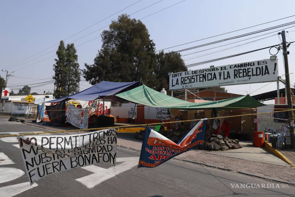 $!Plantón en la planta de Bonafont en el municipio de Juan C. Bonilla.