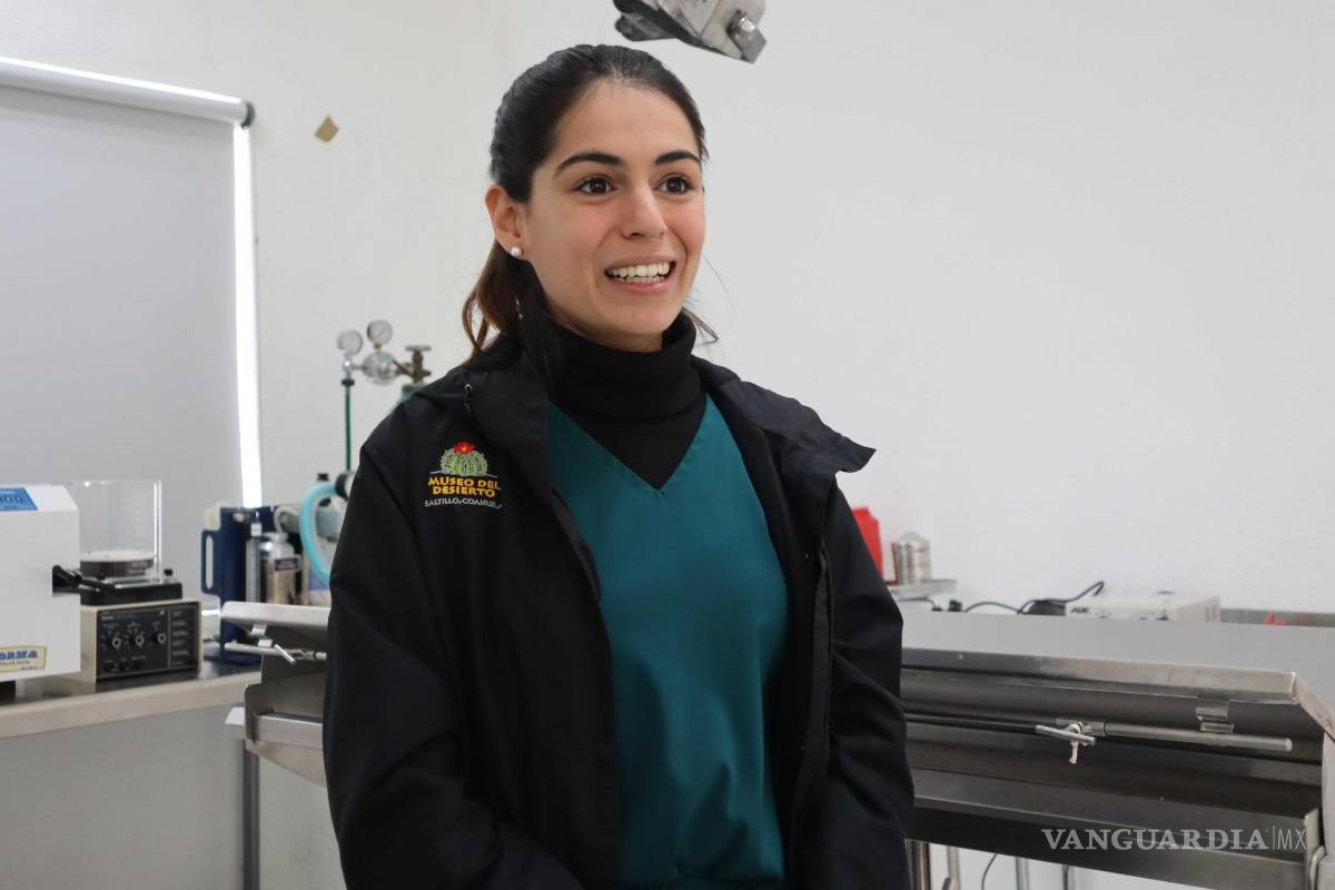 $!Karina Lozano Chávez es la médico veterinaria de la clínica. A su cargo está todo lo relacionado con la prevención de enfermedades.