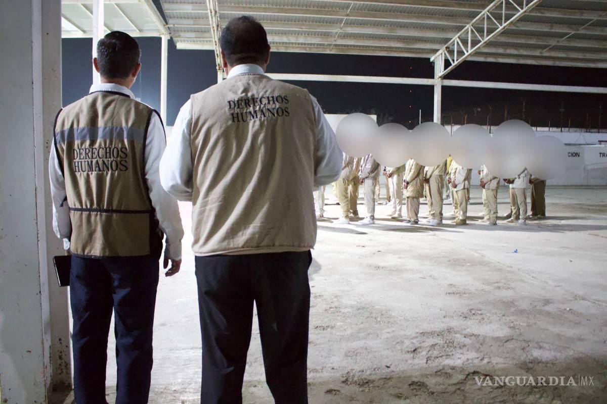 $!Personal de Derechos Humanos supervisó el traslado de los internos durante todo el proceso.