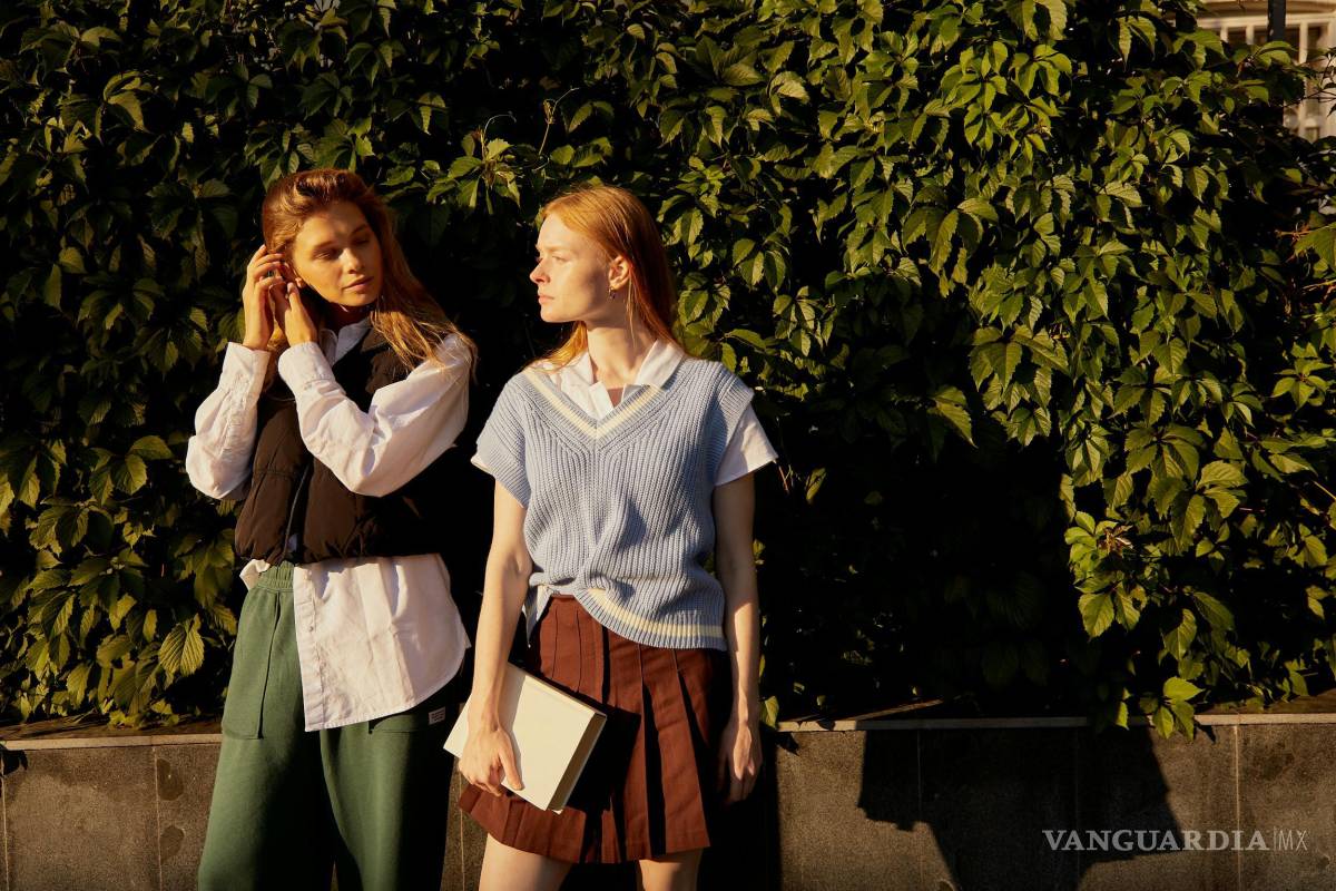 $!Vestirse como universitarias de la Ivy League es una de las tendencias juveniles, conocida como old money o prep core.