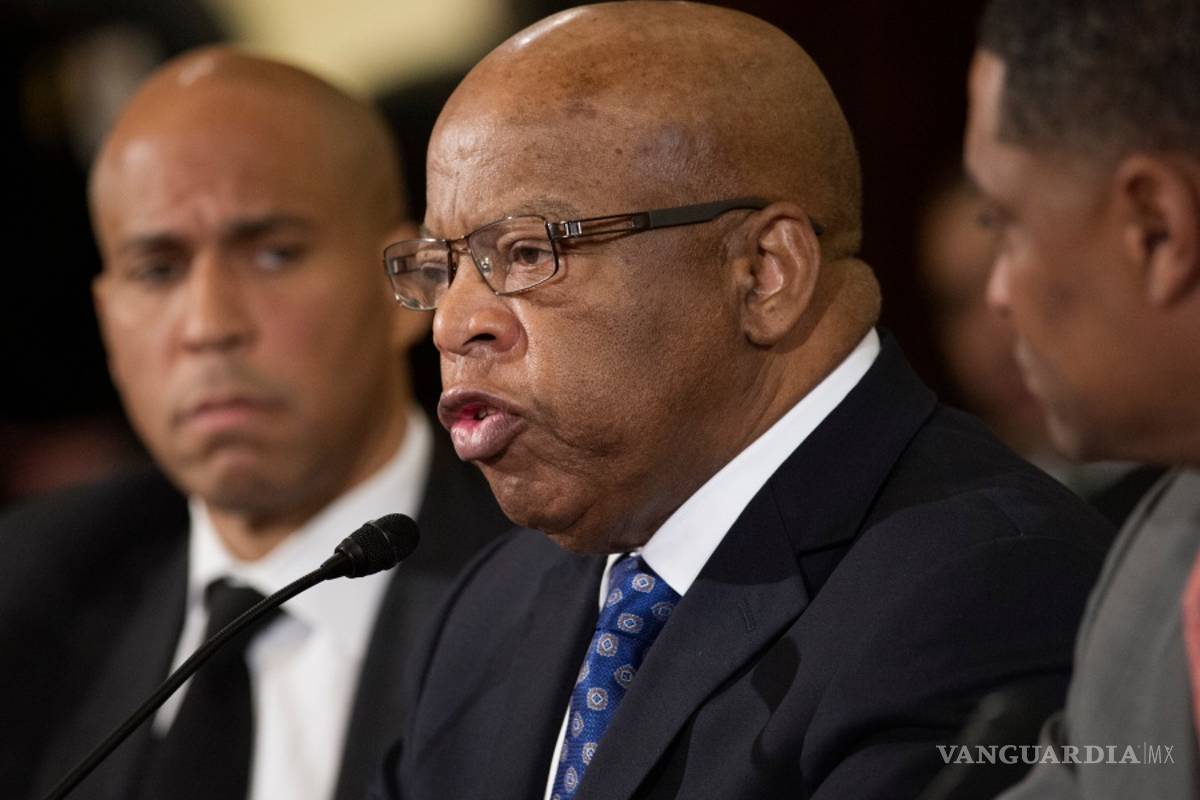 Trump no es un presidente “legítimo”: John Lewis